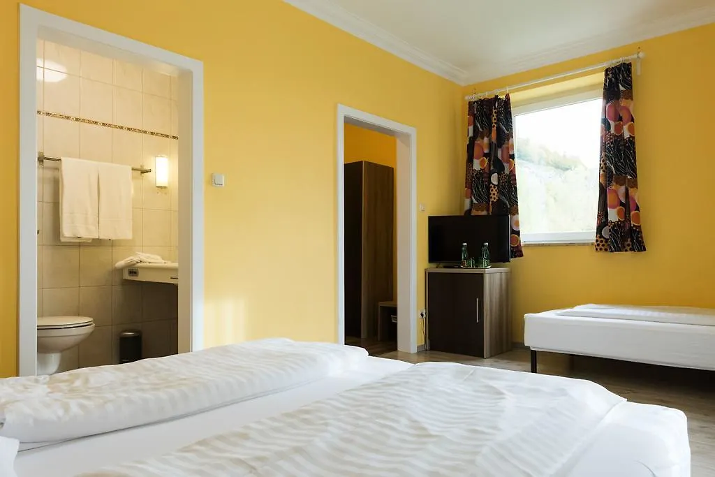 Villa Flora Anif 3*,  Austria