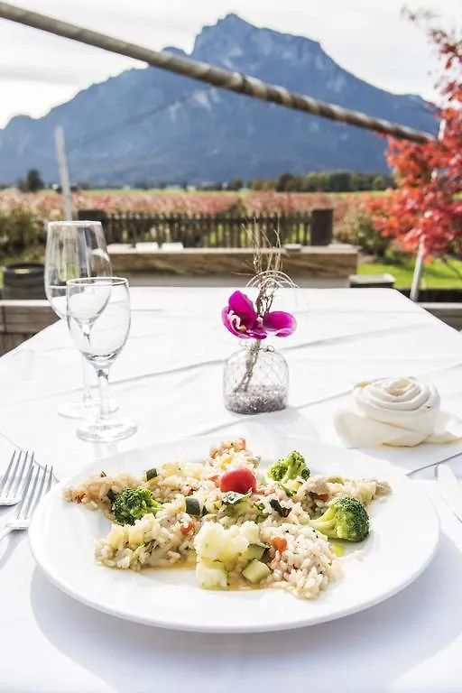 Hotel Villa Flora Anif